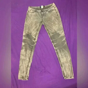 Black acid wash jeans